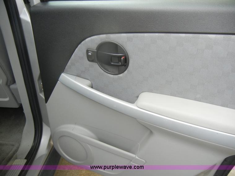 image for item D4124 2007 Chevrolet Equinox LS