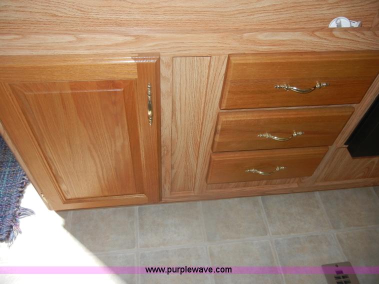 image for item D4153 2004 Dutchmen Lite 25' camper