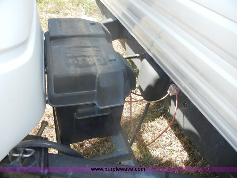 image for item D4153 2004 Dutchmen Lite 25' camper