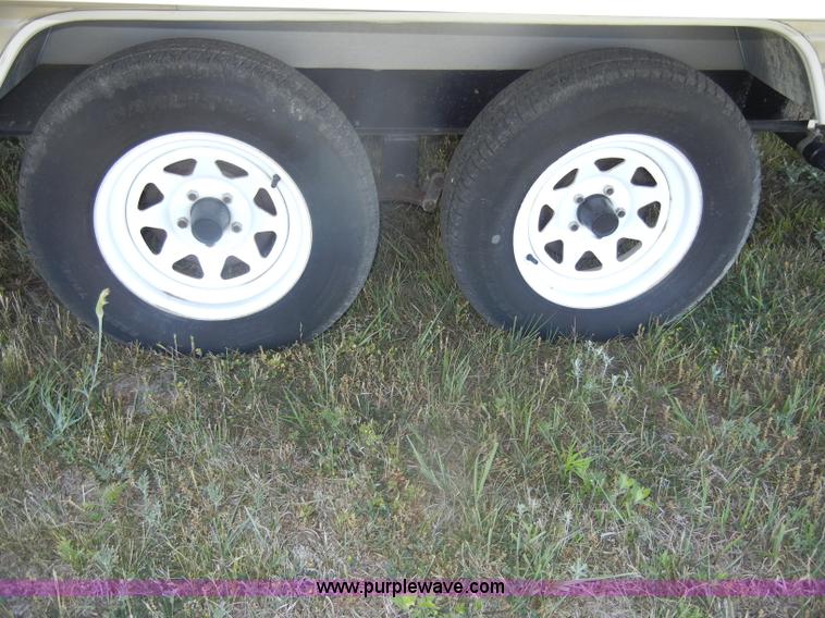 image for item D4153 2004 Dutchmen Lite 25' camper