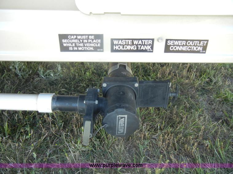 image for item D4153 2004 Dutchmen Lite 25' camper