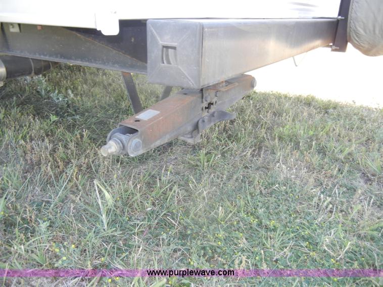 image for item D4153 2004 Dutchmen Lite 25' camper