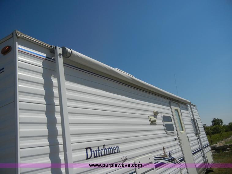image for item D4153 2004 Dutchmen Lite 25' camper