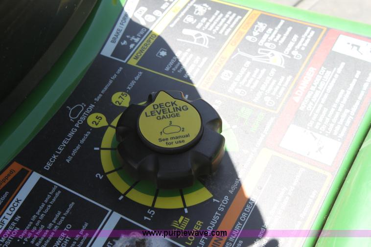 image for item D5020 2008 John Deere X500 mower