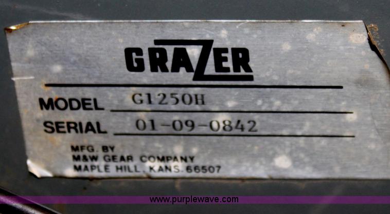 image for item D5098 1992 Grazer G1250 lawn mower