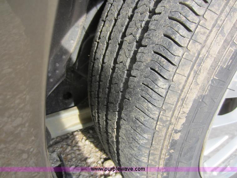 image for item D5555 2003 Ford Crown Victoria LX