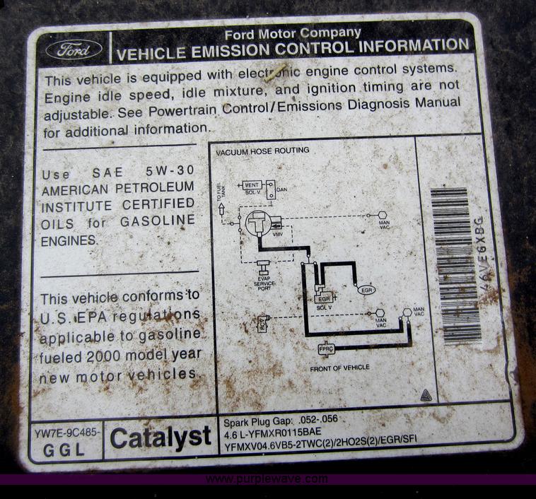 image for item D5570 2000 Ford Crown Victoria