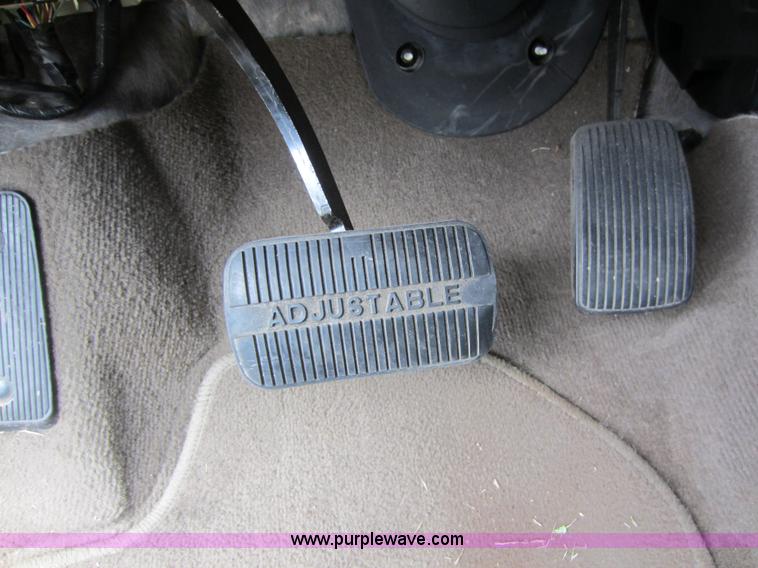 image for item D5571 2004 Mercury Sable LS