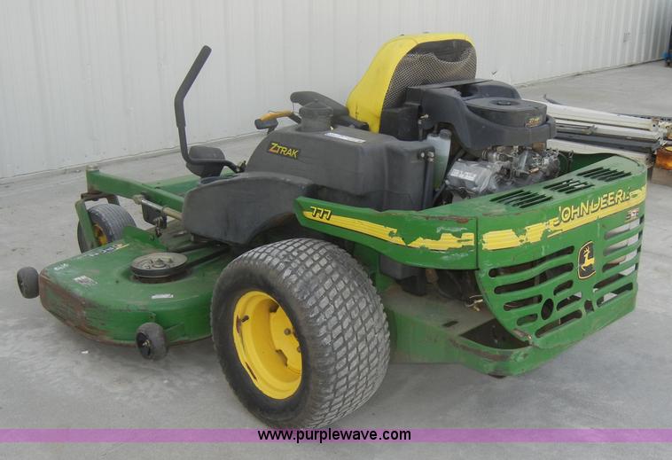 image for item M9537 John Deere 777 Z-TRAK mower