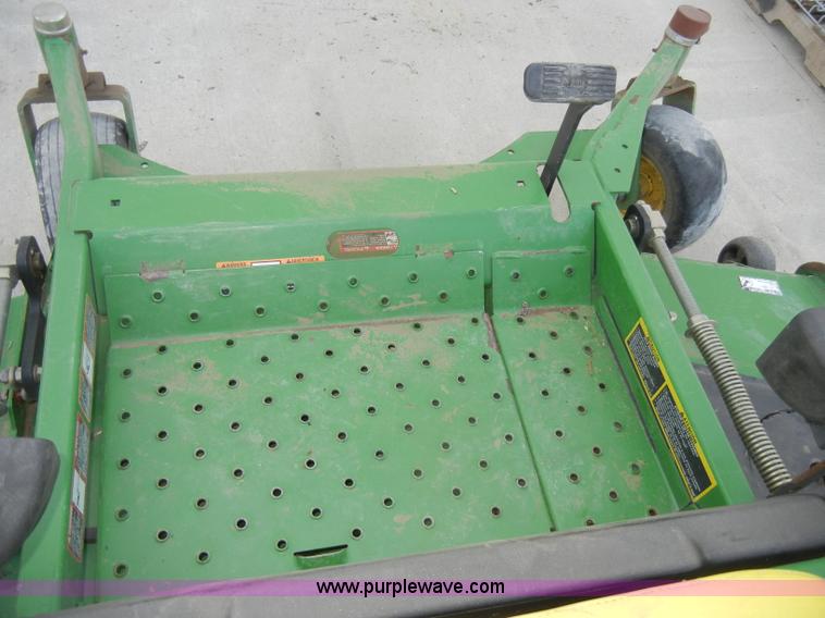 image for item M9537 John Deere 777 Z-TRAK mower