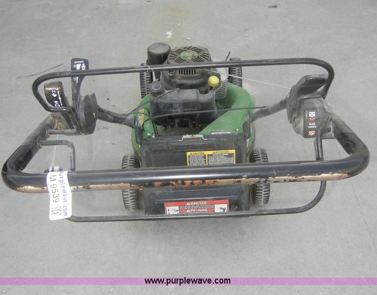 image for item M9539 John Deere WE85 push mower with bagger