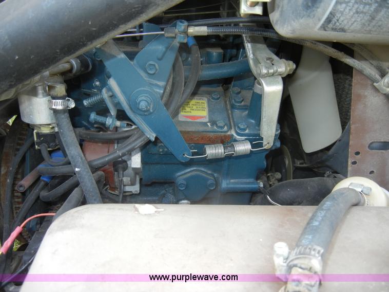 image for item M9546 Grasshopper 725 ZTR lawn mower