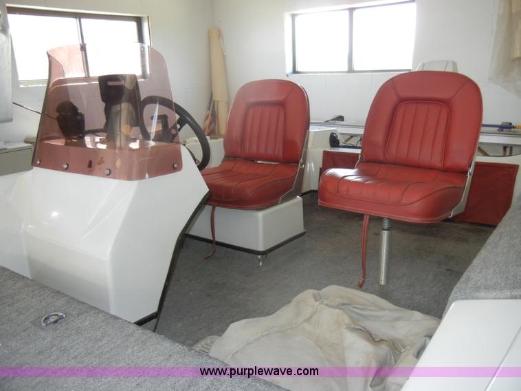 image for item N9755 1990 Skeeter S-50 boat