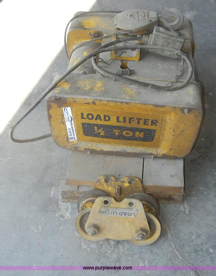 image for item N9770 Dresser Load Lifter 1/2 ton hoist