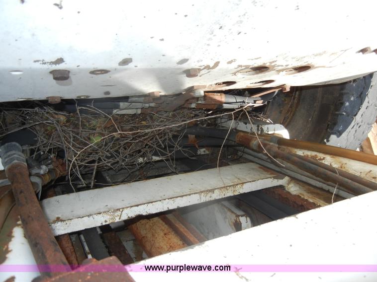 image for item N9775 1985 Yang Iron Works Powerlift FD25 diesel forklift