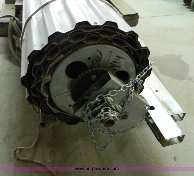 image for item T9846 Roll up door