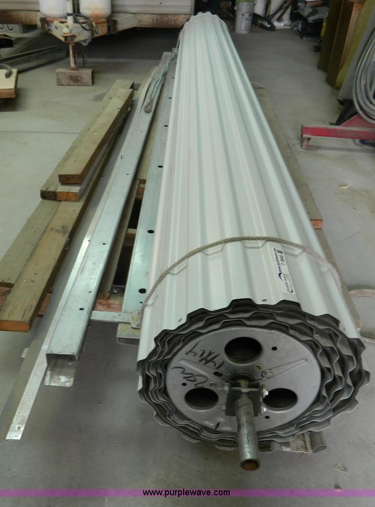 image for item T9846 Roll up door