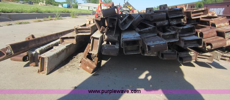 image for item V9094 Approximately (45) 4" concrete forms