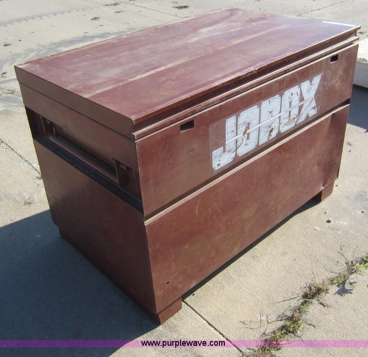image for item V9095 Jobox metal storage box
