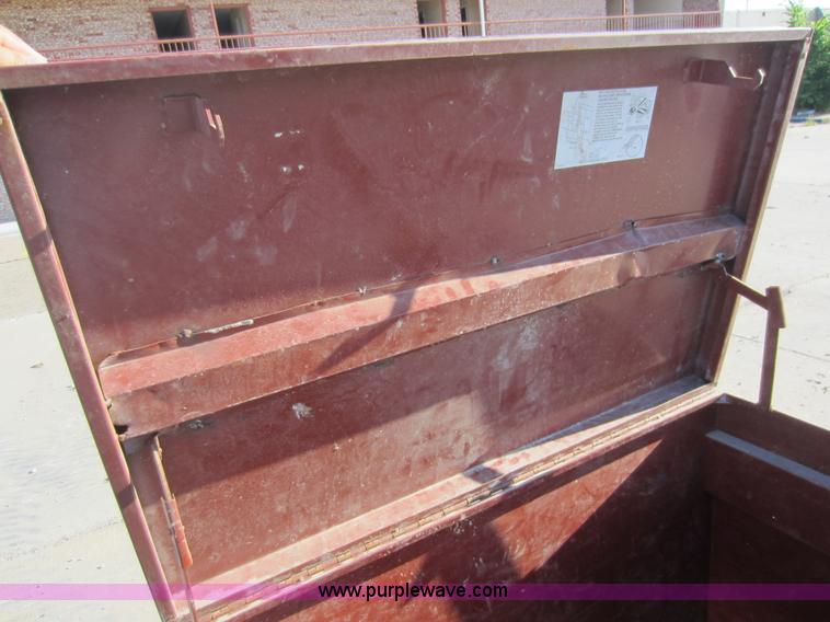 image for item V9095 Jobox metal storage box