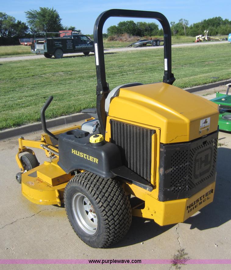 image for item V9098 2008 Hustler Z lawn mower