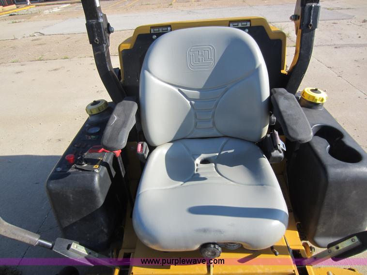 image for item V9098 2008 Hustler Z lawn mower