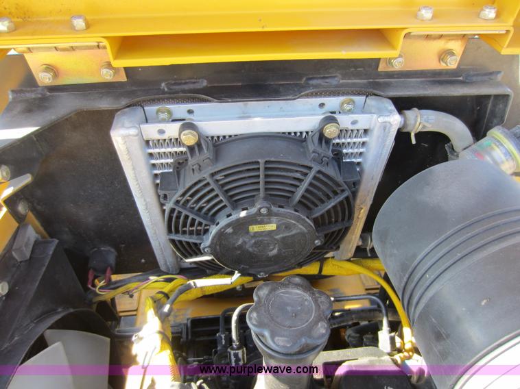 image for item V9098 2008 Hustler Z lawn mower