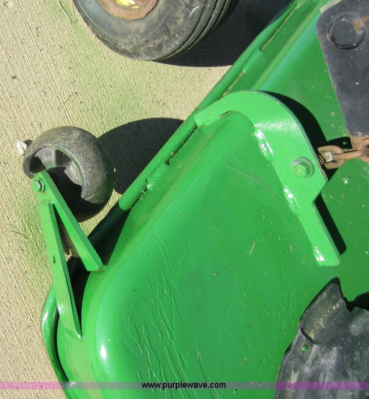 image for item V9099 2002 John Deere 757 lawn mower