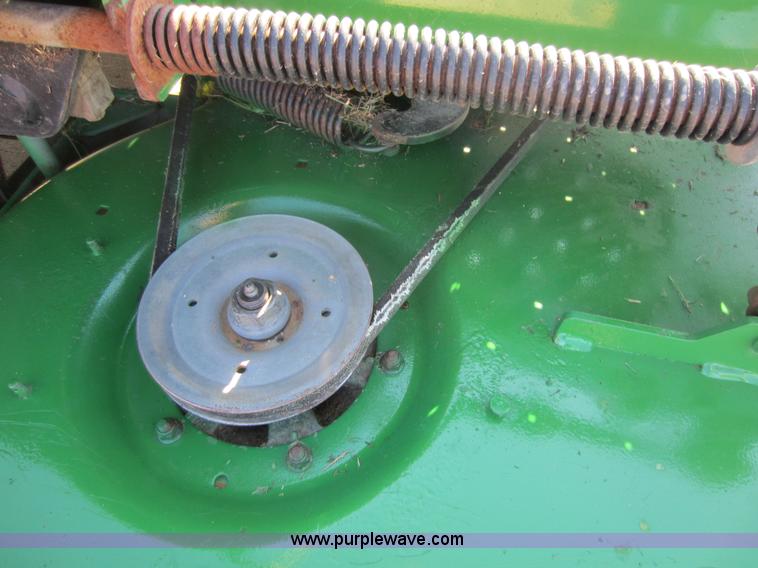 image for item V9099 2002 John Deere 757 lawn mower