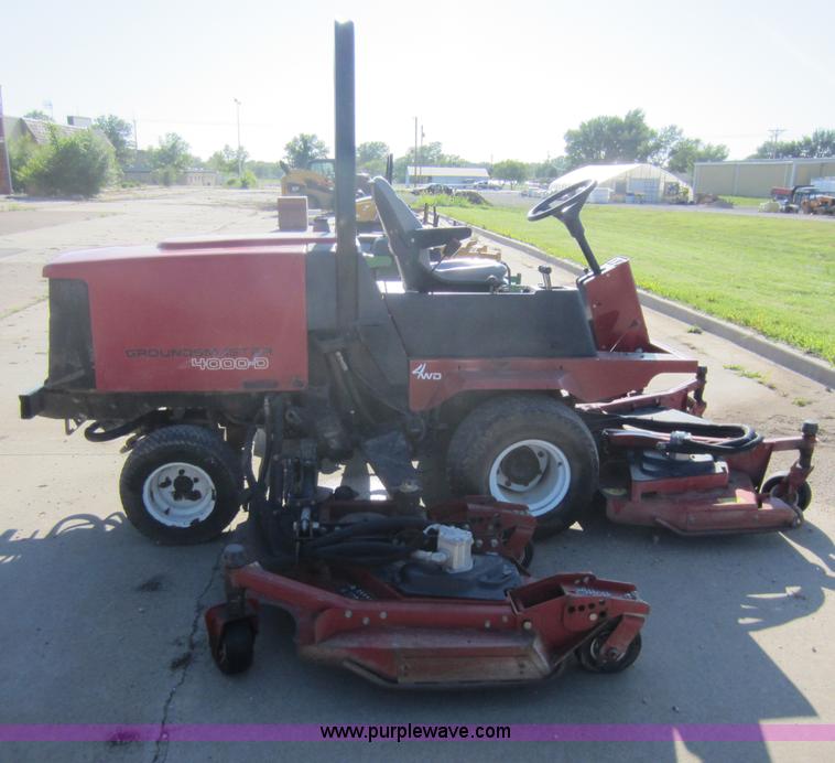 image for item V9100 Toro Groundsmaster 4000D lawn mower