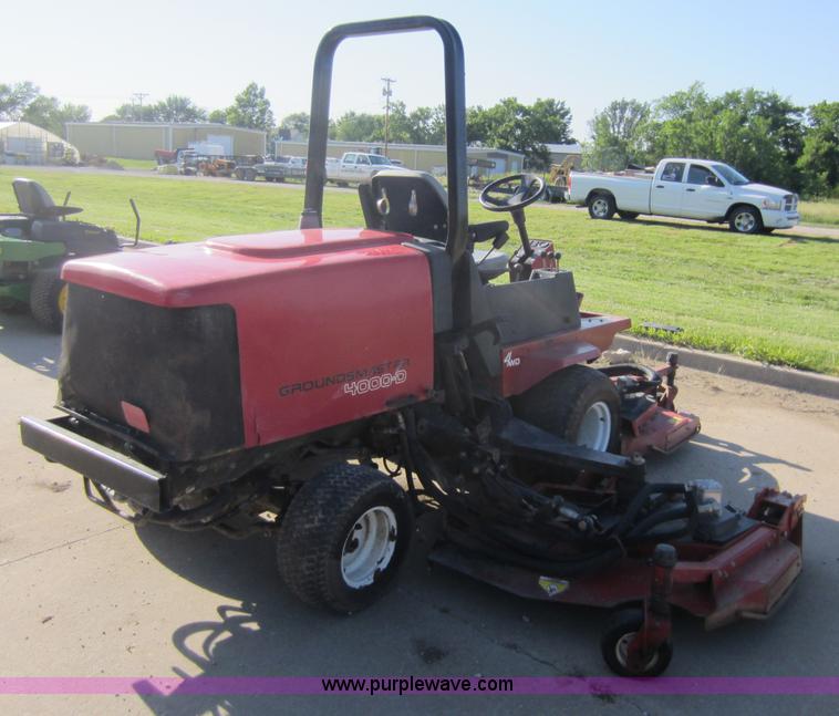 image for item V9100 Toro Groundsmaster 4000D lawn mower