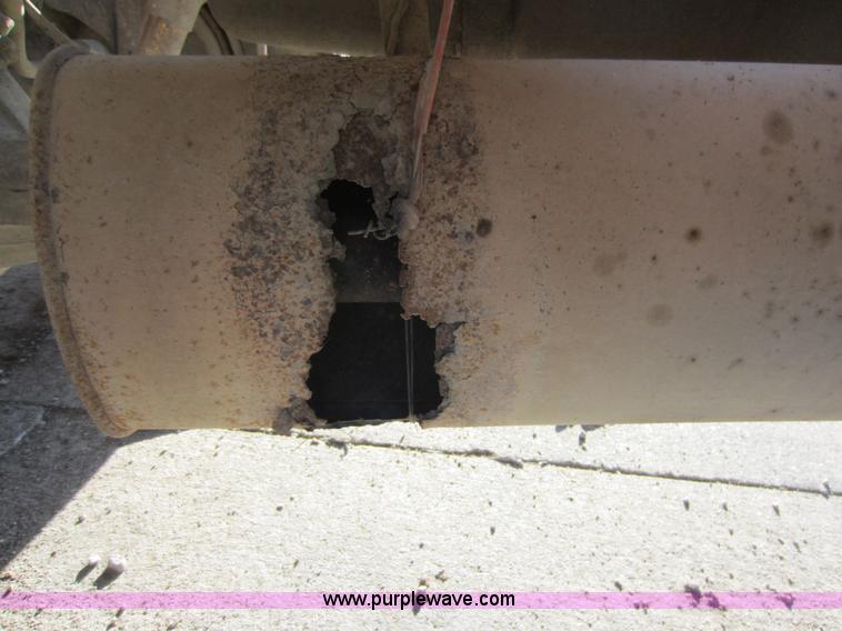 image for item V9102 1994 Ford F350 XL flatbed pickup truck