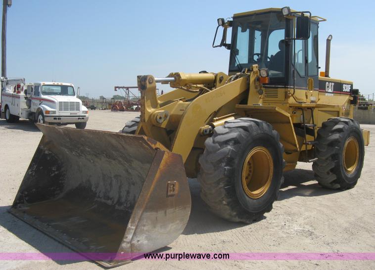 image for item A6395 1995 Caterpillar 938F wheel loader