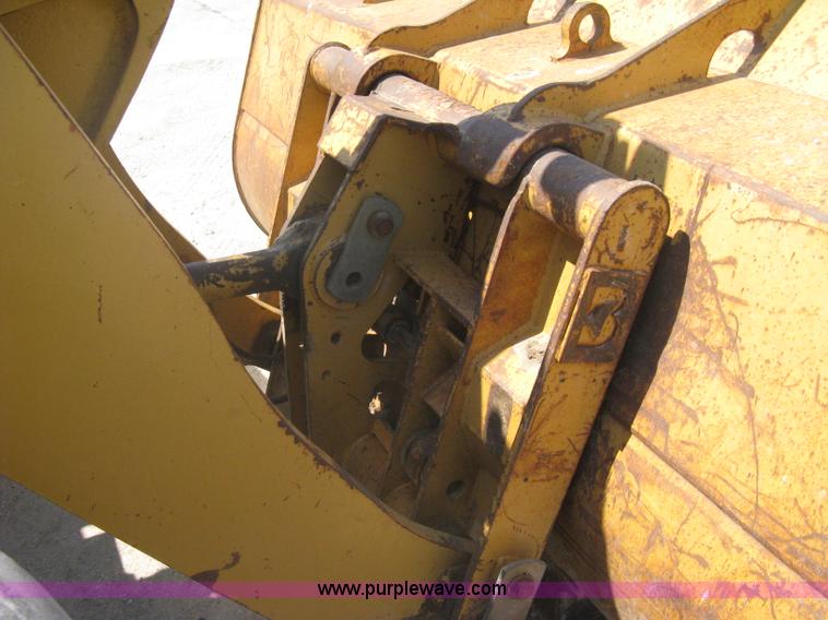image for item A6395 1995 Caterpillar 938F wheel loader