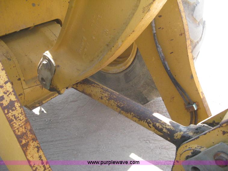 image for item A6395 1995 Caterpillar 938F wheel loader