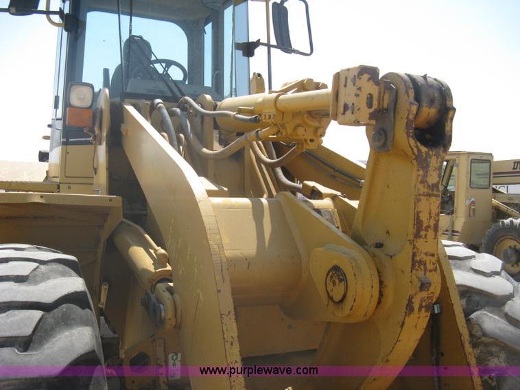 image for item A6395 1995 Caterpillar 938F wheel loader
