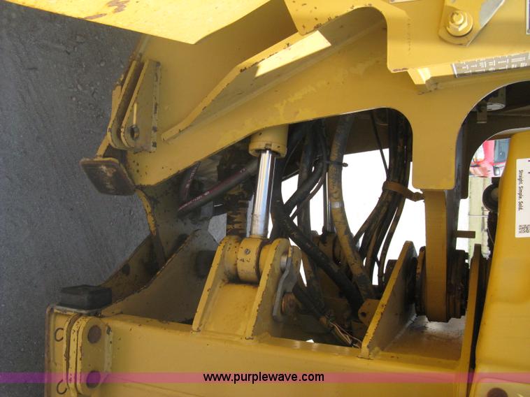 image for item A6395 1995 Caterpillar 938F wheel loader