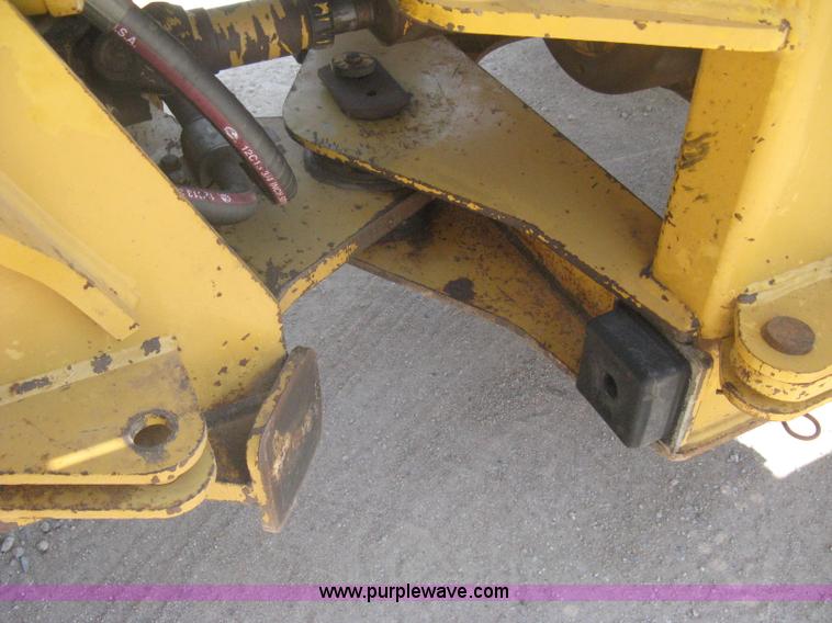 image for item A6395 1995 Caterpillar 938F wheel loader