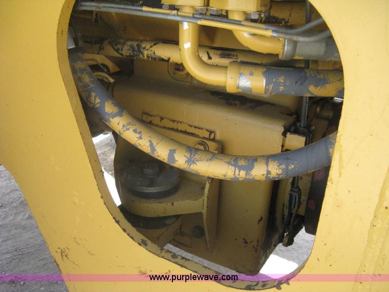 image for item A6395 1995 Caterpillar 938F wheel loader