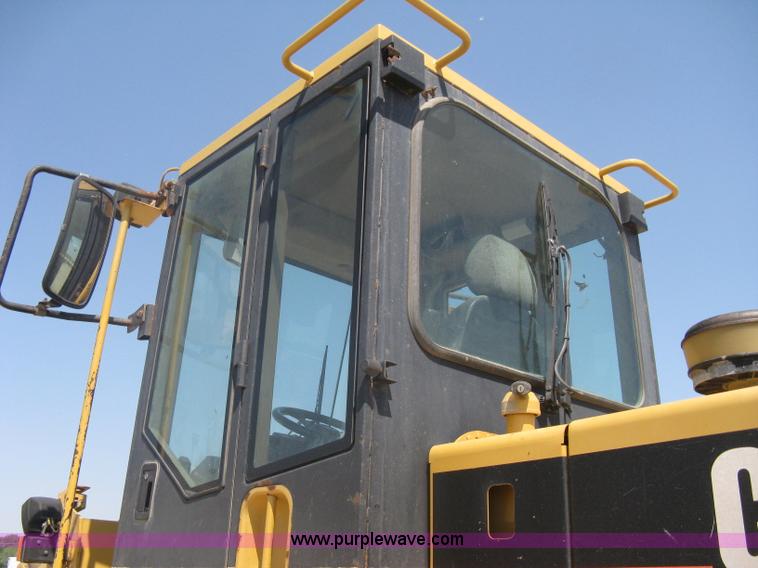 image for item A6395 1995 Caterpillar 938F wheel loader
