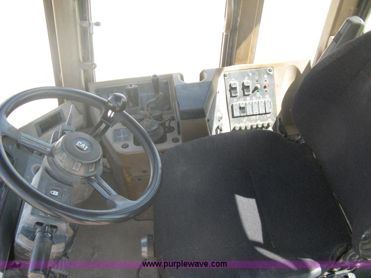 image for item A6395 1995 Caterpillar 938F wheel loader