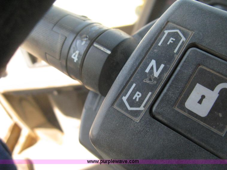 image for item A6395 1995 Caterpillar 938F wheel loader