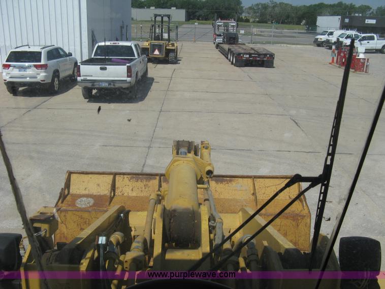 image for item A6395 1995 Caterpillar 938F wheel loader