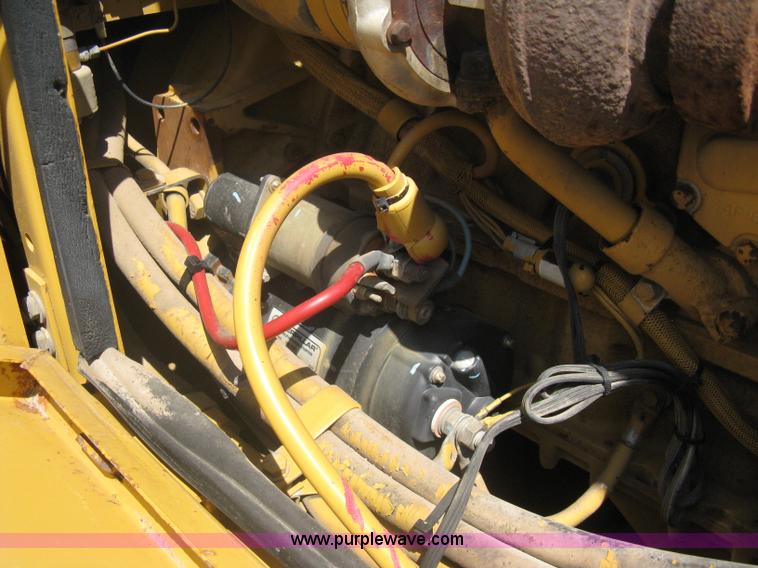 image for item A6395 1995 Caterpillar 938F wheel loader