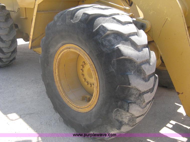 image for item A6395 1995 Caterpillar 938F wheel loader