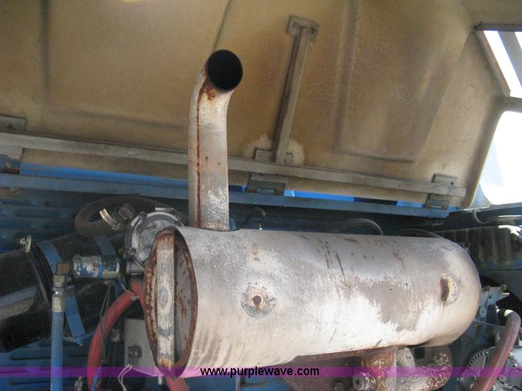 image for item A6402 1996 Genie Z-60/34 articulating boom lift