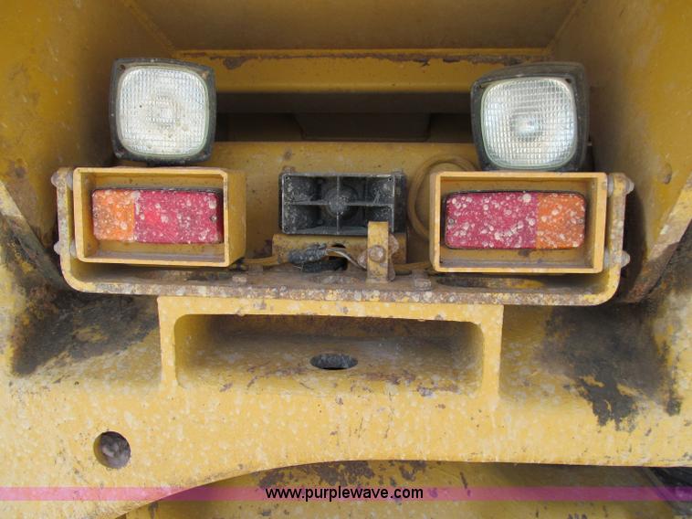 image for item A8313 2004 Caterpillar 740 articulated dump truck