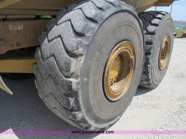 image for item A8313 2004 Caterpillar 740 articulated dump truck