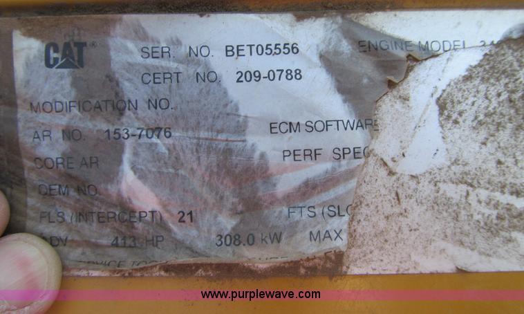 image for item A8313 2004 Caterpillar 740 articulated dump truck