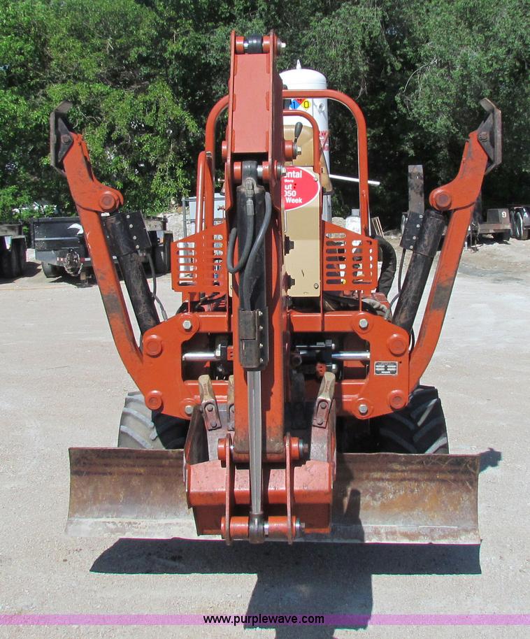 image for item B1304 2005 Ditch Witch RT40 trencher